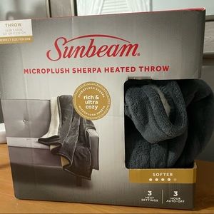 Heated Blanket/Never Used